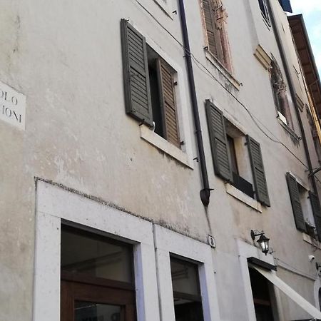 Ferienwohnung Il Panorama Di Giulietta Verona Exterior foto